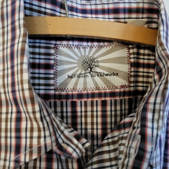 Half-Moon Threadworks Button Down Shirt - Picture 3 of 6